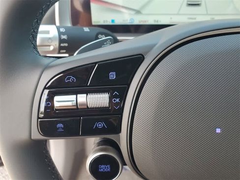 New 2023 Hyundai Ioniq 6 SEL image 20