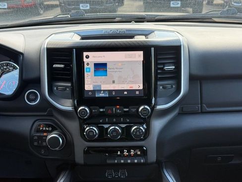 Used 2025 RAM 1500 Big Horn AWD/4WD image 9