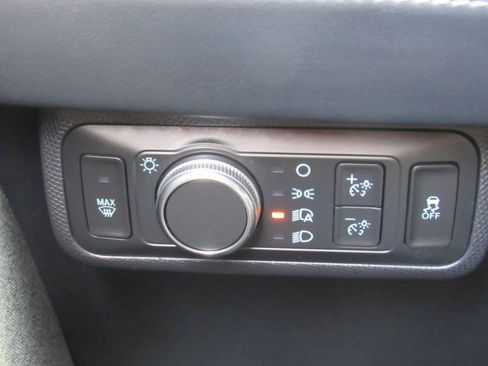 Used 2022 Ford Mustang Mach-E Premium image 19