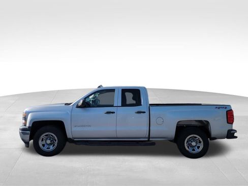 Used 2014 Chevrolet Silverado 1500 W/T w/ Trailering Package image 4