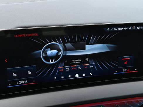 Certified 2025 BMW X3 xDrive30i w/ Premium Package image 19