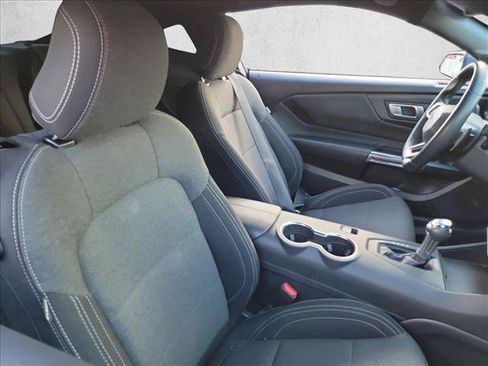Used 2025 Ford Mustang GT RWD image 14
