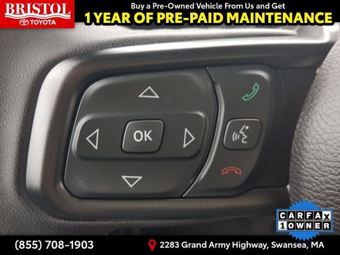 Used 2025 Jeep Wrangler Sport S image 24