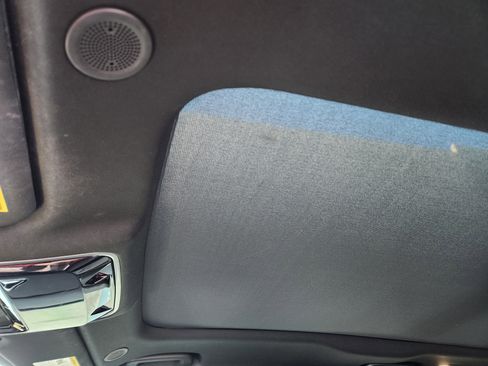 Certified 2024 Land Rover Range Rover Velar Dynamic SE image 26