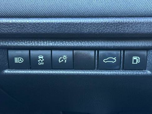 Certified 2025 Toyota Camry LE image 29