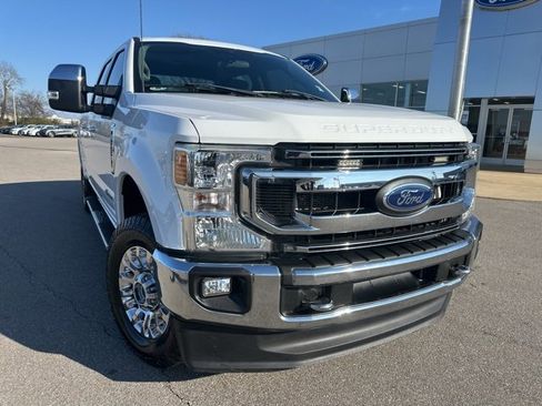 Used 2022 Ford F250 XLT w/ XLT Premium Package image 5