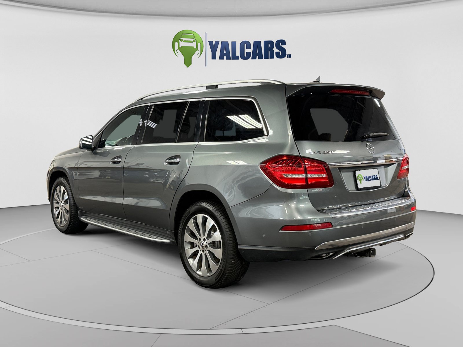 Used 2019 Mercedes-Benz GLS 450 4MATIC w/ Premium 1 Package image 3