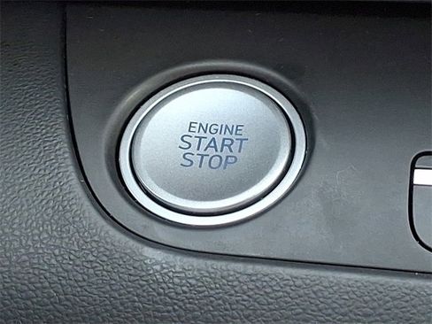 Certified 2024 Hyundai Elantra SEL w/ Convenience Package image 24