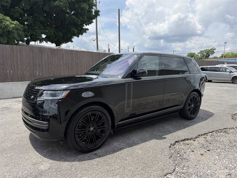 Used 2023 Land Rover Range Rover Long Wheelbase First Edition AWD/4WD image 6