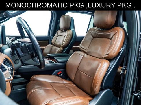 Used 2023 Lincoln Navigator Reserve AWD/4WD image 41