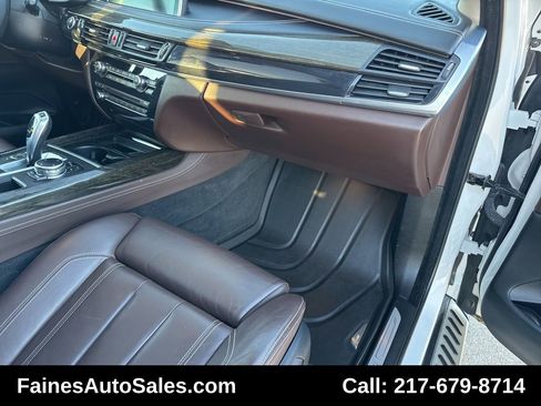 Used 2015 BMW X5 xDrive35d image 56