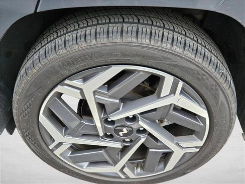 Used 2024 Hyundai Kona N Line FWD image 3