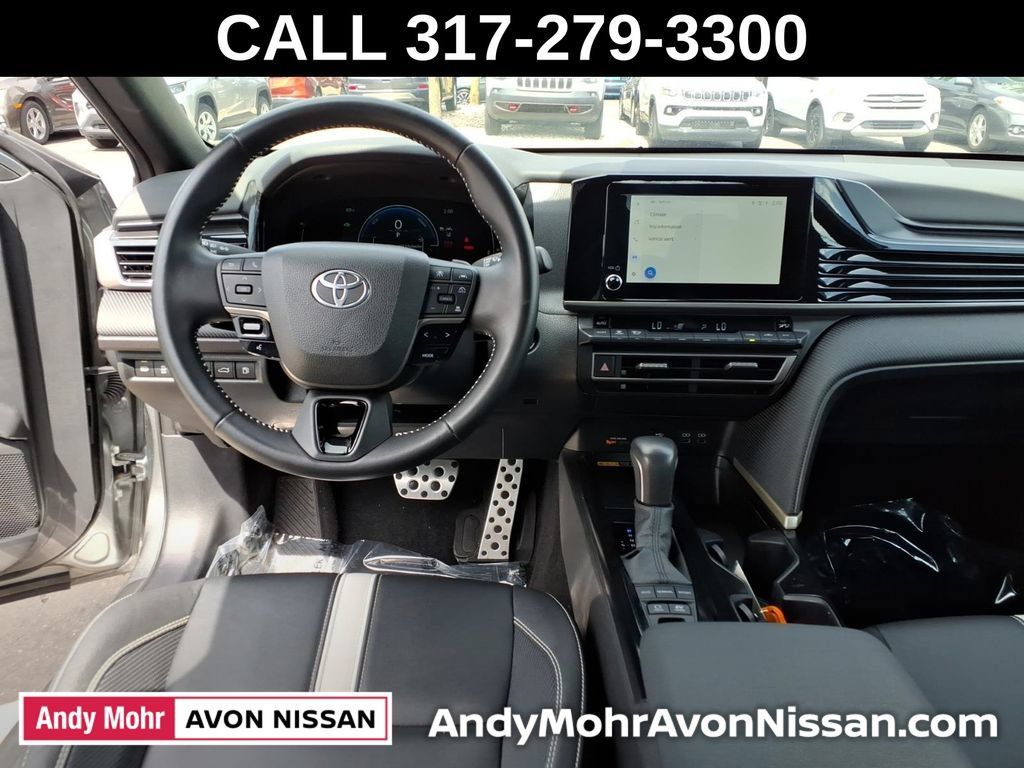 Used 2025 Toyota Camry SE FWD image 42