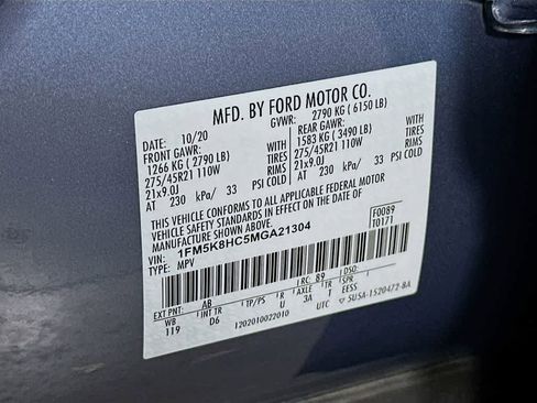 Certified 2021 Ford Explorer Platinum w/ Equipment Group 601A image 23