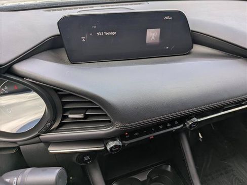 Used 2024 MAZDA MAZDA3 s FWD image 12