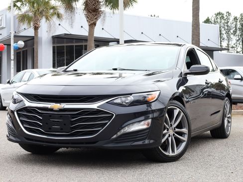 Used 2023 Chevrolet Malibu LT image 1
