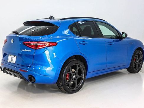 Used 2023 Alfa Romeo Stelvio Veloce AWD/4WD image 30