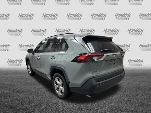 Used 2021 Toyota RAV4 XLE w/ Convenience Package FWD image 9