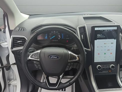 Used 2024 Ford Edge SEL AWD/4WD image 13