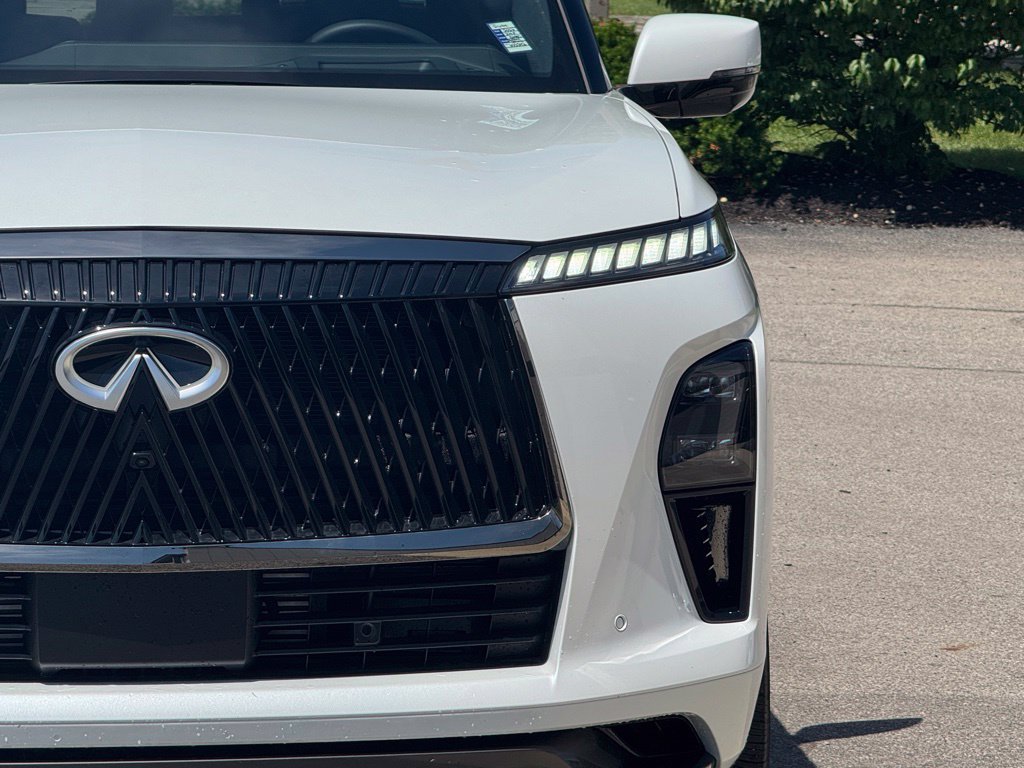 New 2026 INFINITI QX80 Autograph w/ Premium Cargo Package AWD/4WD image 7