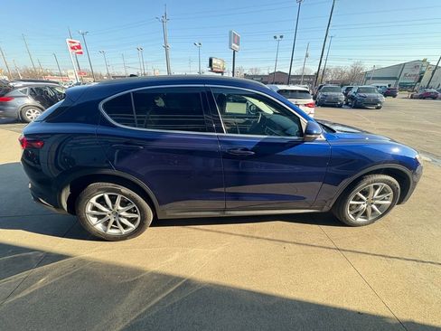 Used 2018 Alfa Romeo Stelvio Ti image 5