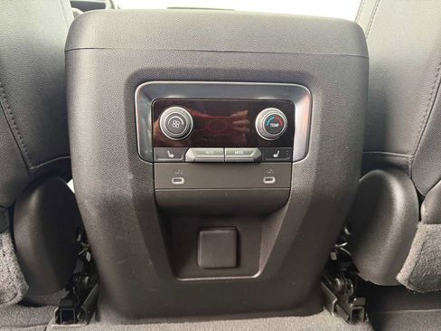 Used 2022 Chevrolet Tahoe RST image 46