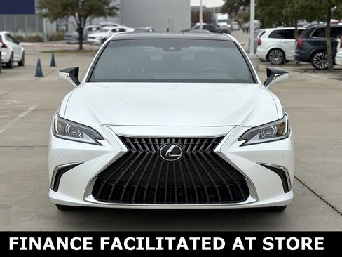 Used 2023 Lexus ES 350 Premium image 4