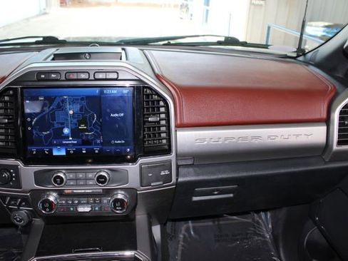 Used 2022 Ford F250 Platinum AWD/4WD image 31