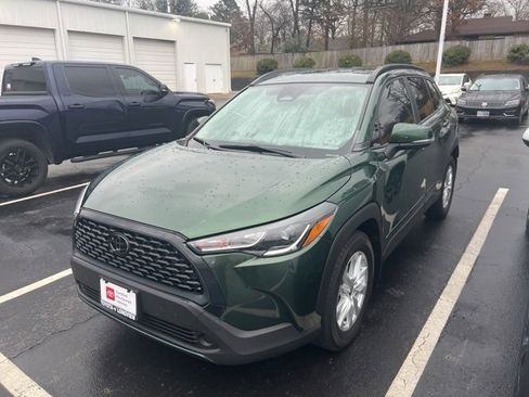 Certified 2023 Toyota Corolla Cross LE image 29