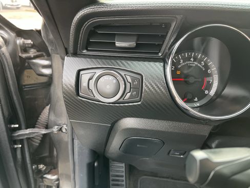 Used 2015 Ford Mustang V6 w/ Equipment Group 051A image 23