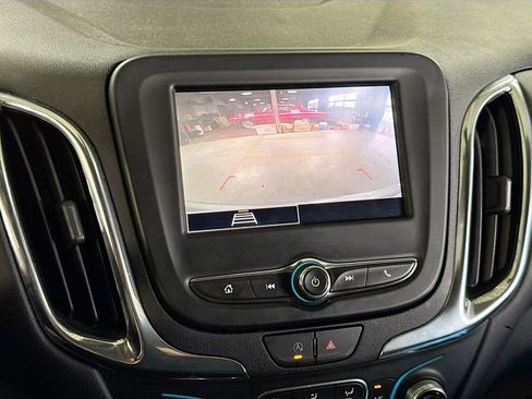 Used 2023 Chevrolet Equinox LT w/ Driver Convenience Package image 21