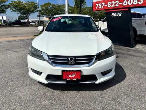Used 2015 Honda Accord Sport image 8