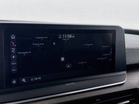 Used 2021 Kia Telluride EX w/ EX Premium Package AWD/4WD image 18