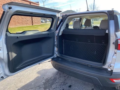 Used 2019 Ford EcoSport S image 18