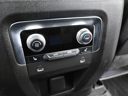 Used 2022 GMC Yukon Denali w/ Max Trailering Package image 28