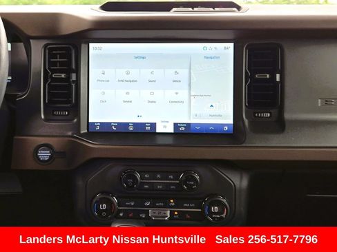 Used 2024 Ford Bronco Outer Banks AWD/4WD image 18