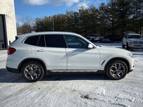 Used 2021 BMW X3 xDrive30i w/ Premium Package image 11
