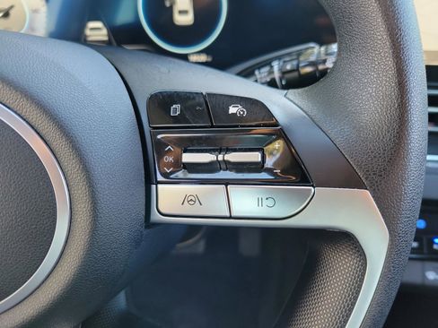 Certified 2024 Hyundai Elantra SEL image 19