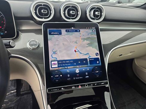 Used 2025 Mercedes-Benz C 300 4MATIC Sedan image 27