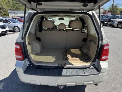 Used 2009 Ford Escape Limited AWD/4WD image 24