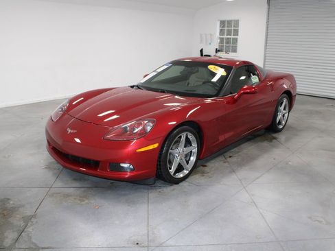 Used 2013 Chevrolet Corvette Coupe w/ 3LT Preferred Equipment Group image 4
