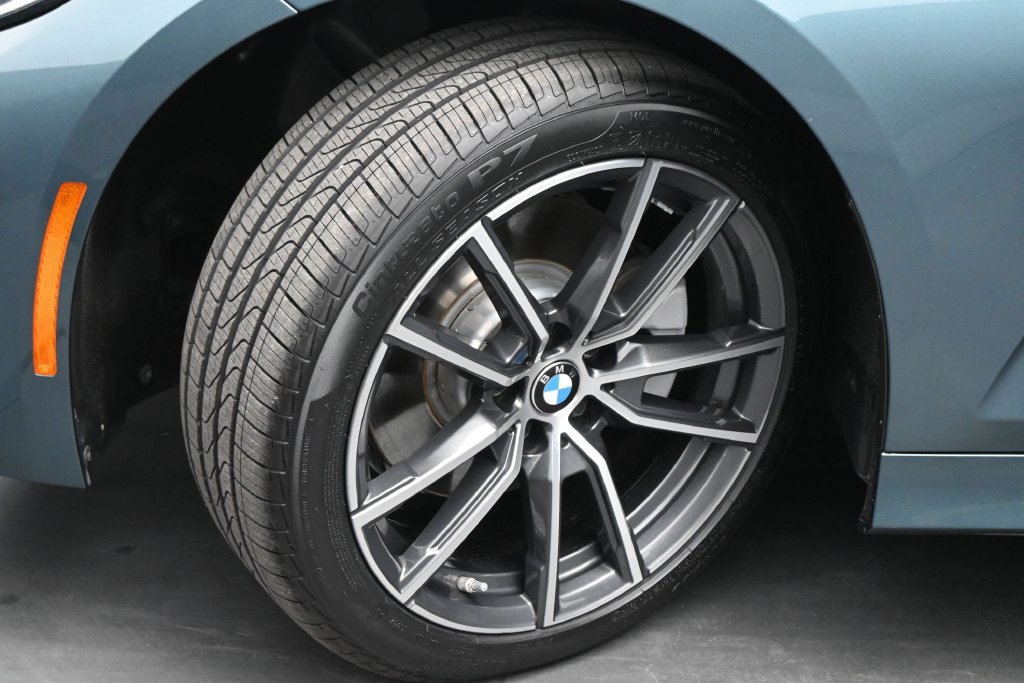Used 2021 BMW 330i Sedan w/ Convenience Package RWD image 22