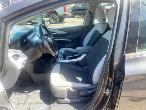 Used 2020 Chevrolet Bolt LT FWD image 9