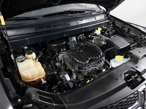 Used 2016 Dodge Journey SXT w/ Comfort/Convenience Group image 42