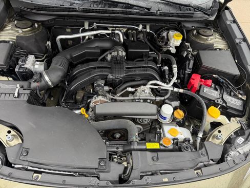 Used 2020 Subaru Outback Limited image 29