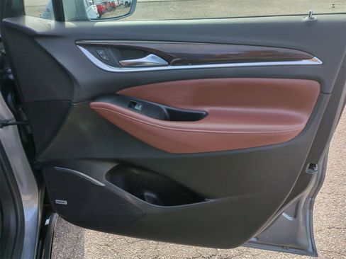 Certified 2018 Buick Enclave Avenir image 29