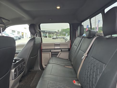Used 2020 Ford F150 XLT w/ Equipment Group 302A Luxury AWD/4WD image 16