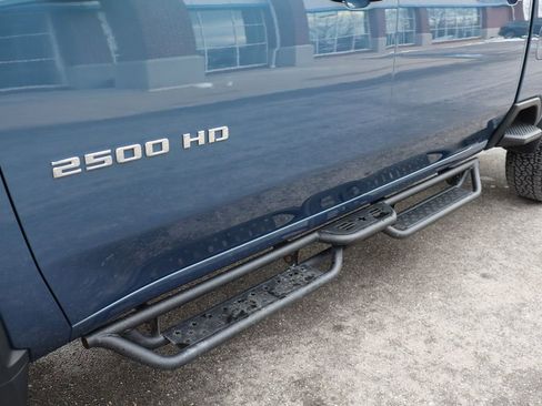 Used 2024 Chevrolet Silverado 2500 Custom w/ Custom Value Package image 11