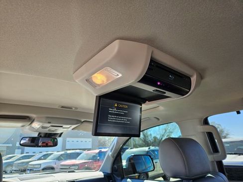 Used 2021 Toyota Sequoia Platinum image 8