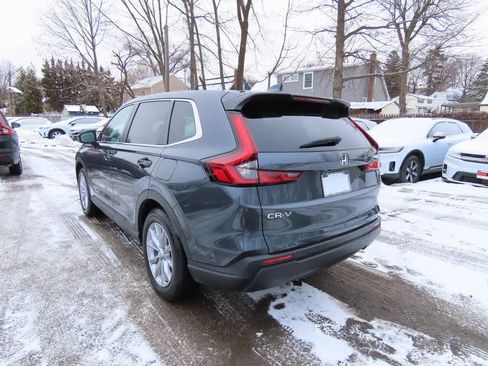 Used 2023 Honda CR-V EX image 4